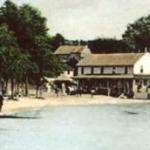 Glendale - Spring Lake - Ladies at the Beach